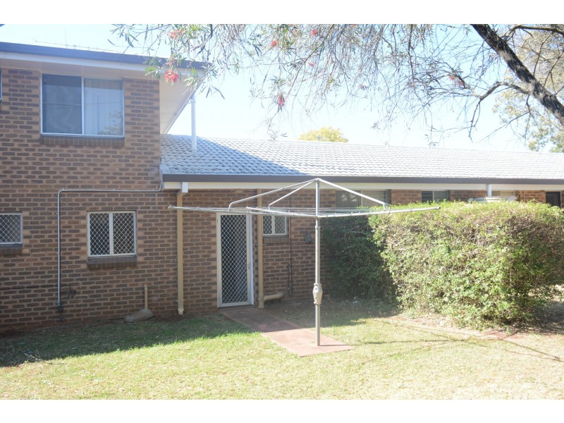 1/22 Kirklees Street, Newtown QLD 4350