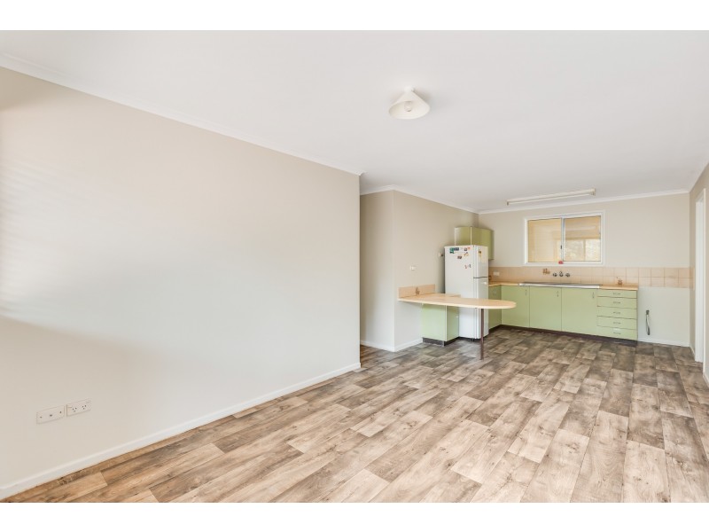 3/100a Holberton Street, Newtown QLD 4350
