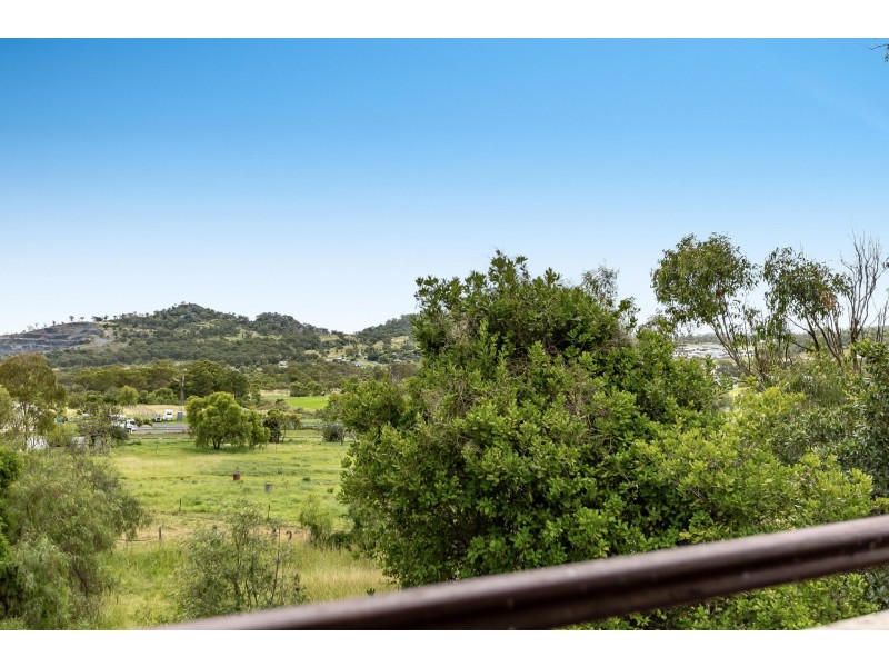 19-25 Eust Euston Road, Glenvale QLD 4350