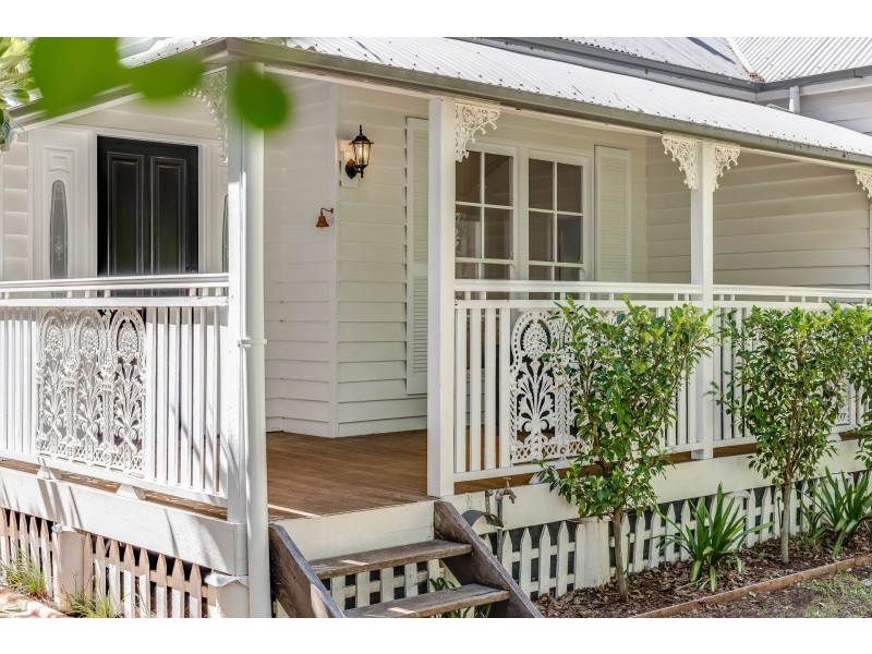258 Geddes Street, Centenary Heights QLD 4350