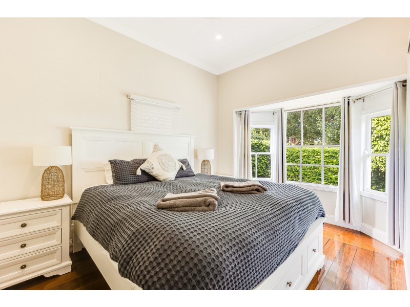 258 Geddes Street, Centenary Heights QLD 4350