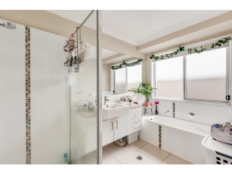 2/30 Haig Street, South Toowoomba QLD 4350