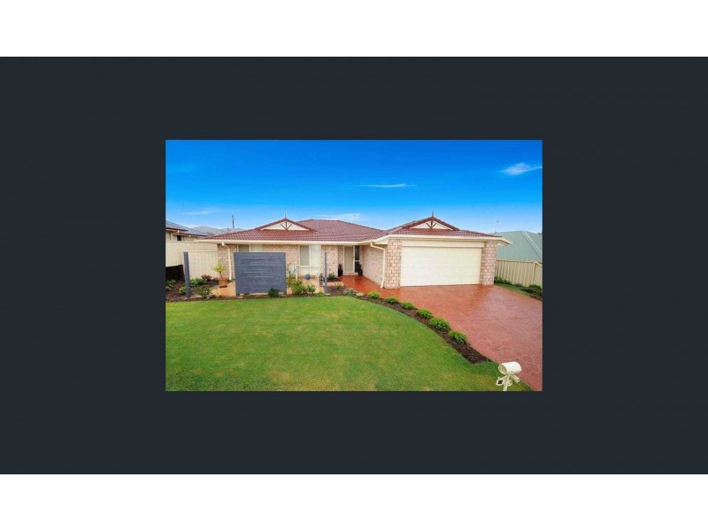 19 Willowburn Drive, Rockville QLD 4350