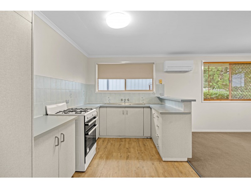 43 Blue Gum Drive, Newtown QLD 4350