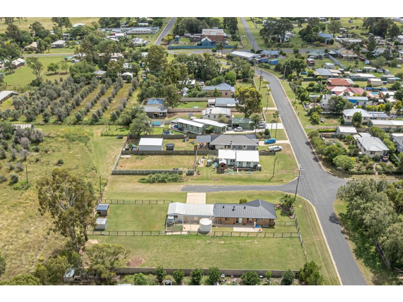 71 John Street, Goombungee QLD 4354