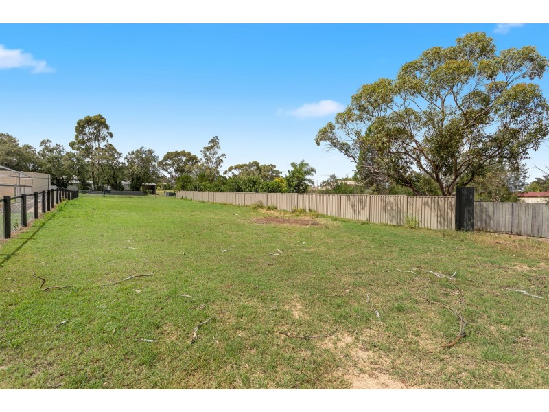 71 John Street, Goombungee QLD 4354