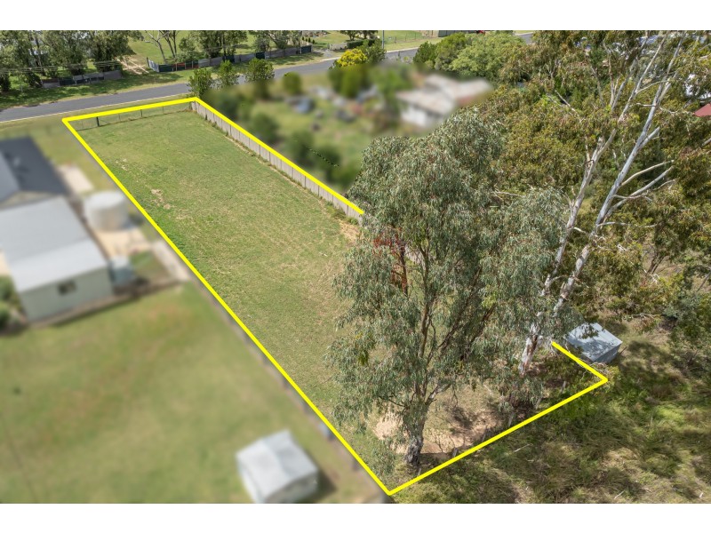 71 John Street, Goombungee QLD 4354