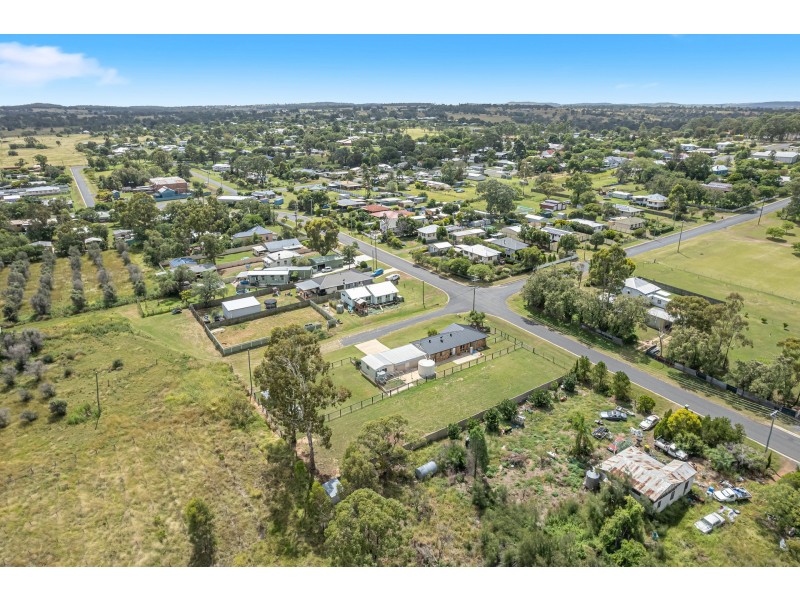 71 John Street, Goombungee QLD 4354