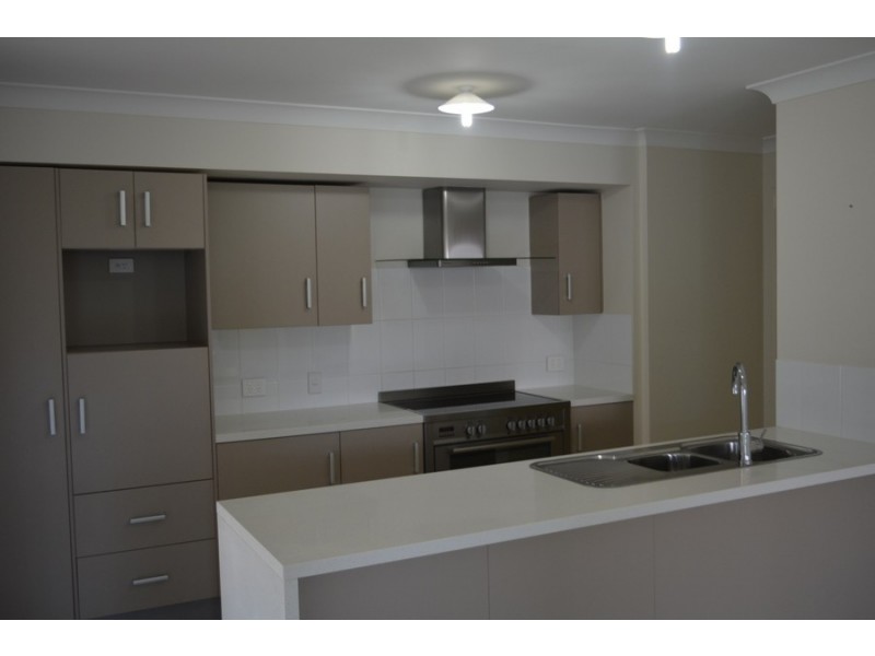 239b New England Highway, Blue Mountain Heights QLD 4350