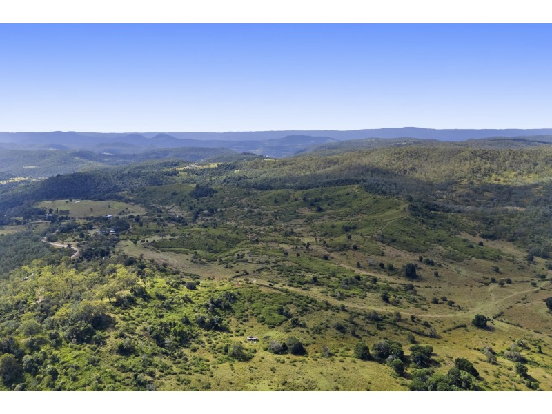 325 Sawpit Gully Road, Rockmount QLD 4344