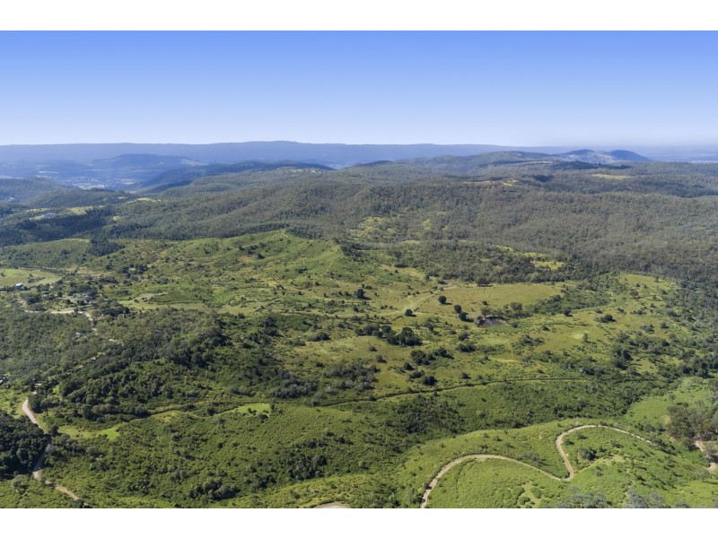 325 Sawpit Gully Road, Rockmount QLD 4344