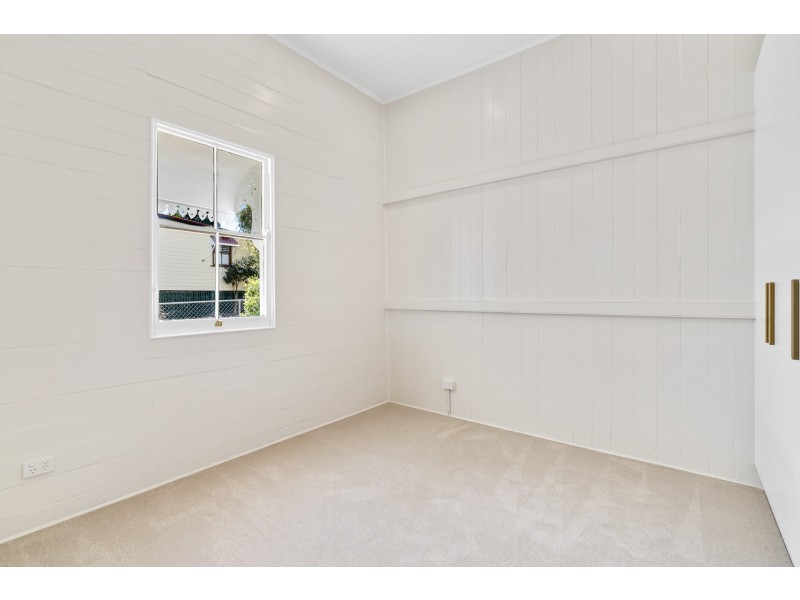 6 Trevethan Street, Mount Lofty QLD 4350