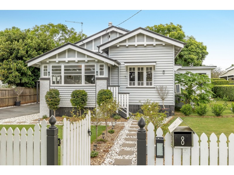 8 Edith Street, Newtown QLD 4350