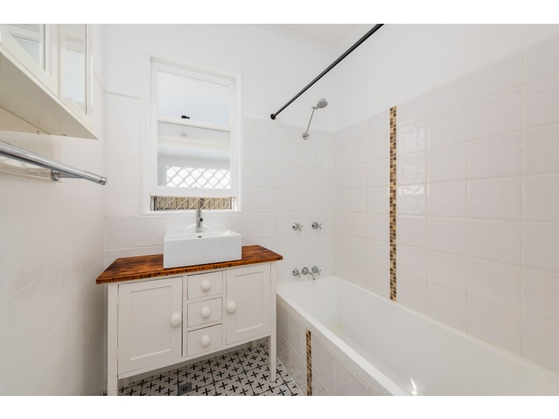 23 Boland Street, North Toowoomba QLD 4350