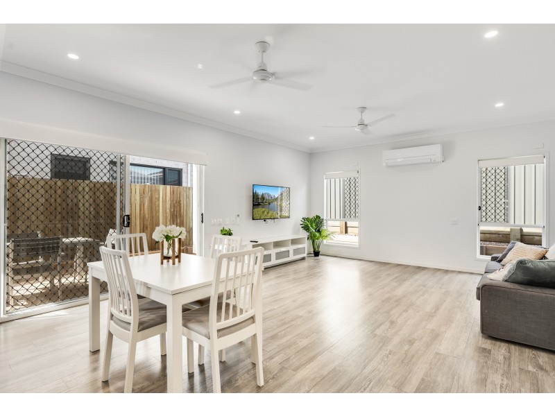 16 Carlow Lane, Middle Ridge QLD 4350