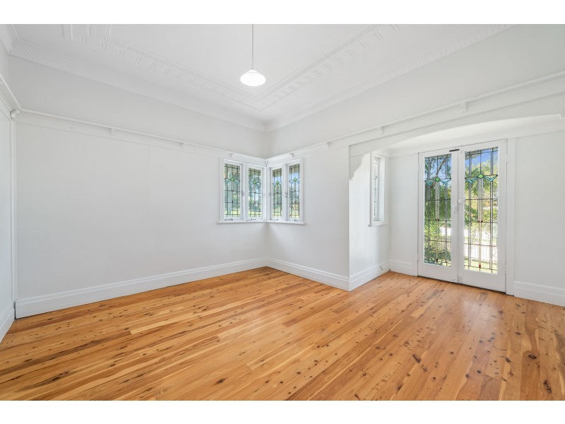 91 Ruthven Street, North Toowoomba QLD 4350