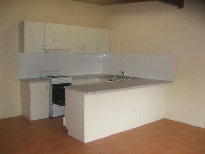 2/25 Clewley Crescent, Rangeville QLD 4350