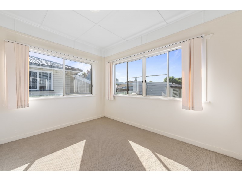 134 Holberton Street, Newtown QLD 4350