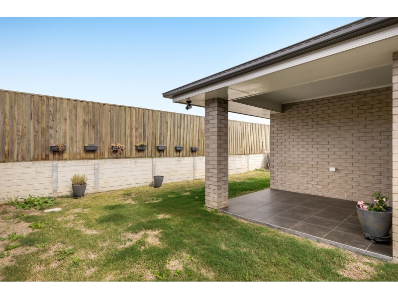 14 Whitewood Way, Cotswold Hills QLD 4350