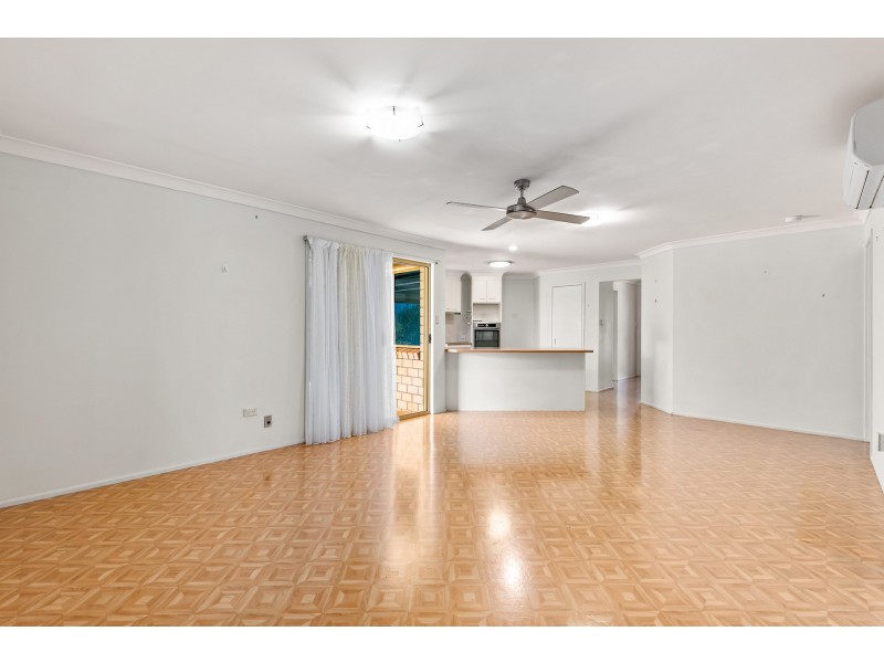 7 Maguire Court, Harristown QLD 4350