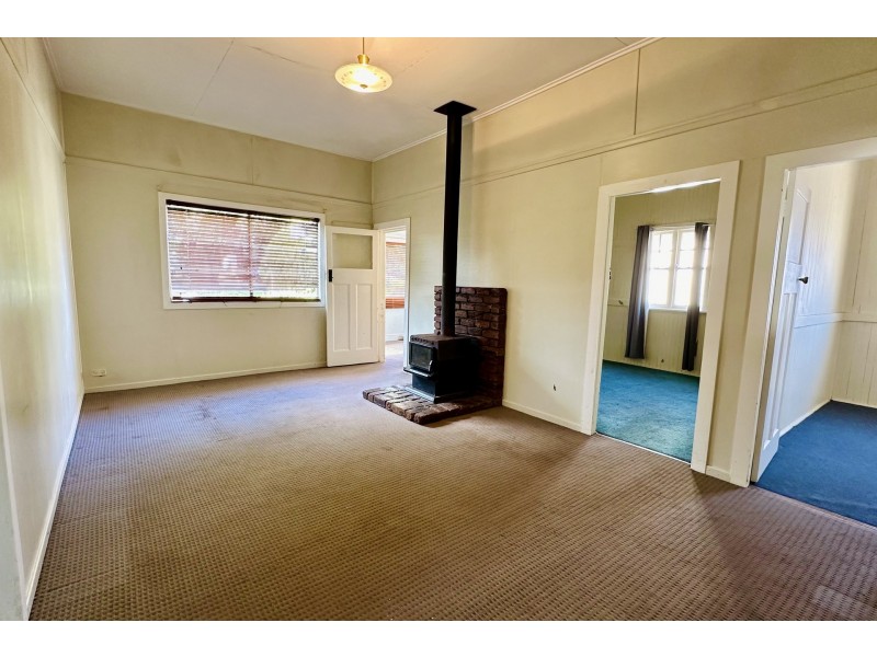 155 Ruthven Street, North Toowoomba QLD 4350