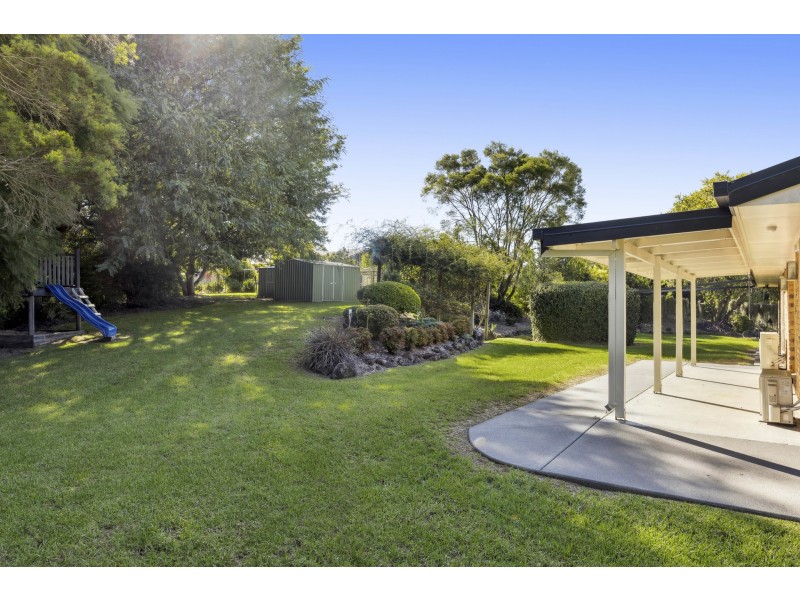 11 Pendoma Drive, Hodgson Vale QLD 4352