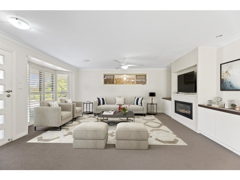 11 Pendoma Drive, Hodgson Vale QLD 4352