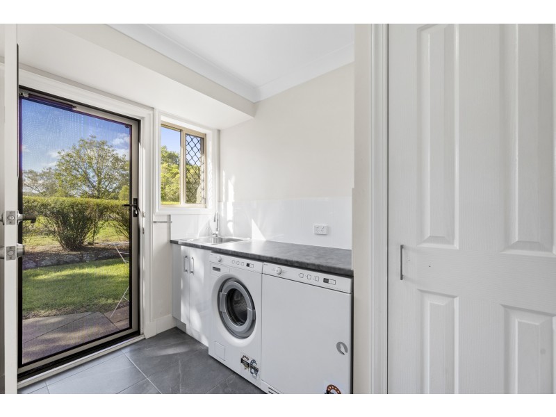 11 Pendoma Drive, Hodgson Vale QLD 4352