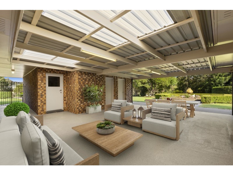 11 Pendoma Drive, Hodgson Vale QLD 4352