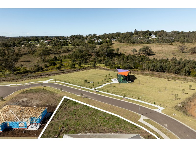 4 Fir Tree Drive, Cotswold Hills QLD 4350