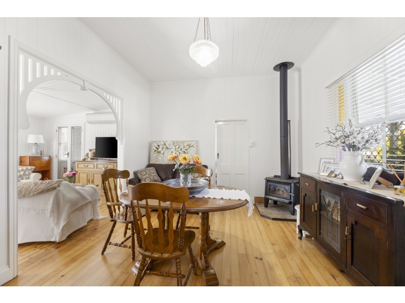 23 Helen Street, Newtown QLD 4350