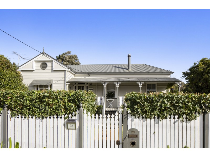 23 Helen Street, Newtown QLD 4350