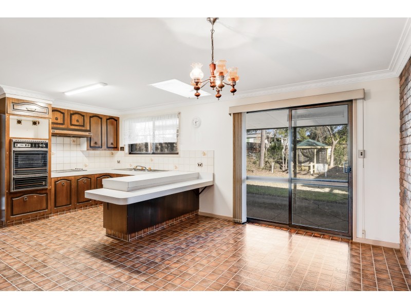 2 Glen Court, Glenvale QLD 4350