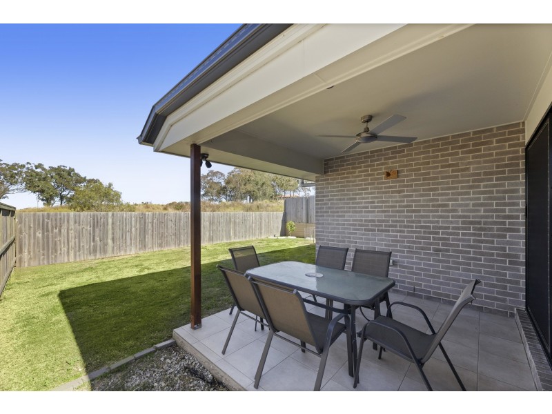 14 Dawn Drive, Glenvale QLD 4350