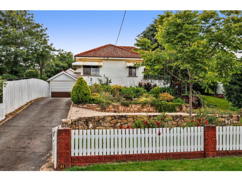 89 Vanity Street, Rockville QLD 4350