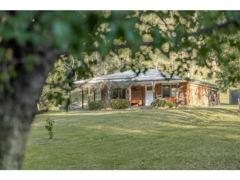 291 Rockmount Road, Rockmount QLD 4344