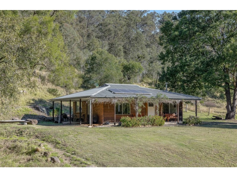 291 Rockmount Road, Rockmount QLD 4344