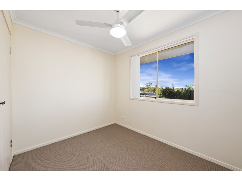 4 Lysanda Close, Wilsonton QLD 4350