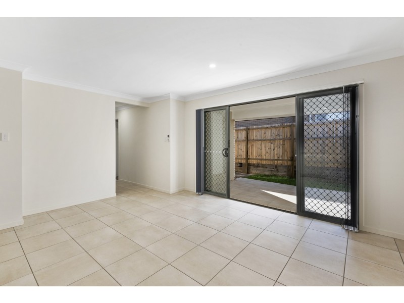 2/12 Serengetti Street, Harristown QLD 4350