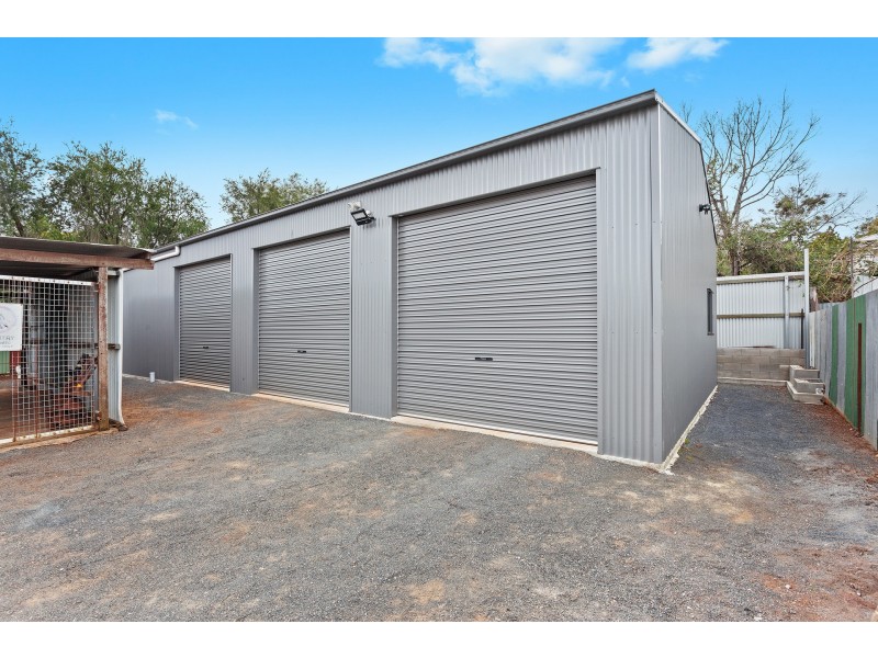 16 Gordon Street, North Toowoomba QLD 4350