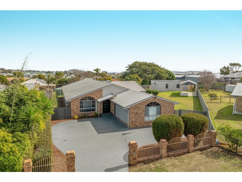 18 Handley Drive, Westbrook QLD 4350