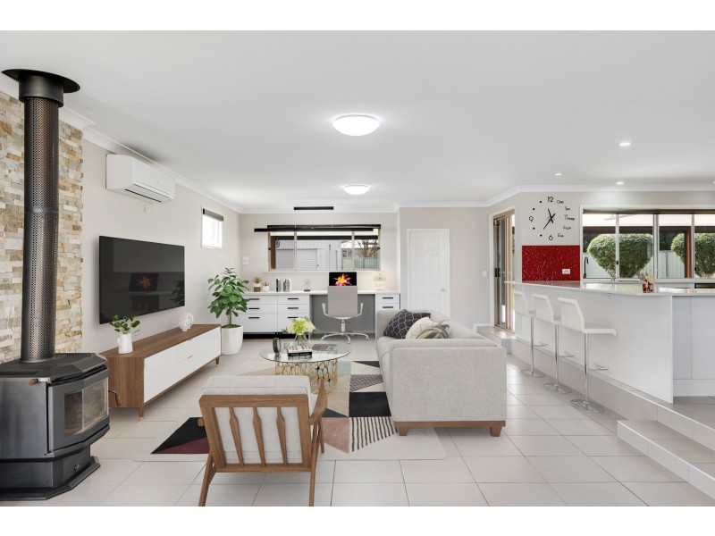 18 Handley Drive, Westbrook QLD 4350