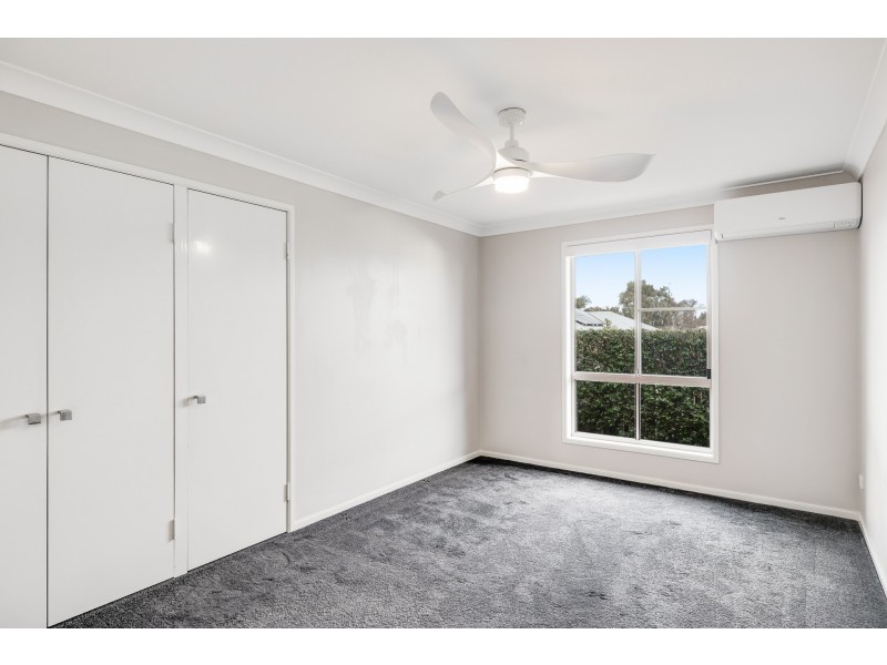 18 Handley Drive, Westbrook QLD 4350