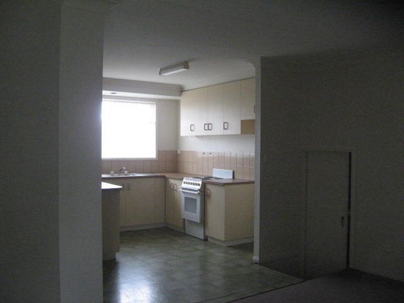 112 Hursley Road, Newtown QLD 4350