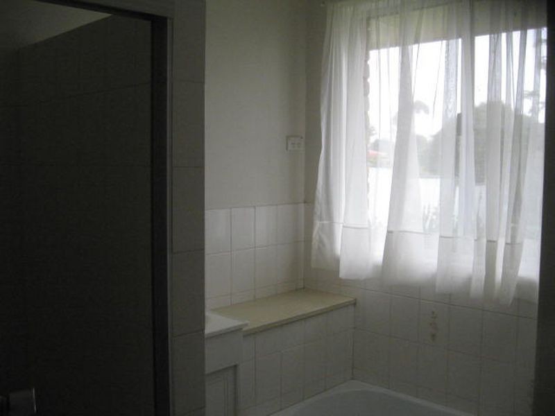 112 Hursley Road, Newtown QLD 4350