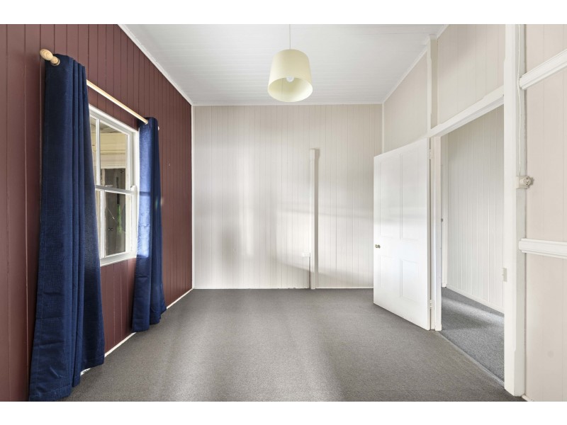 7 Eton Street, Cambooya QLD 4358