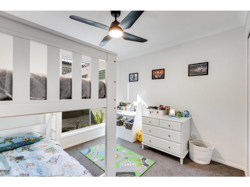 42 Alistair Street, Glenvale QLD 4350