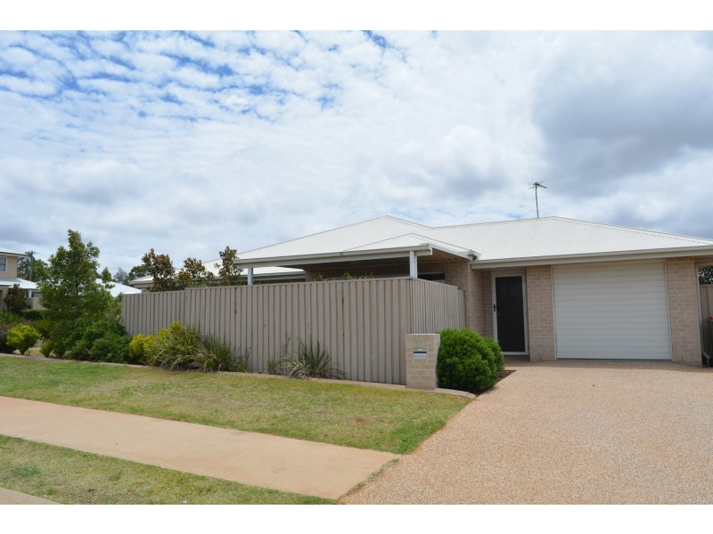 3/23 McMorrow Street, Kearneys Spring QLD 4350