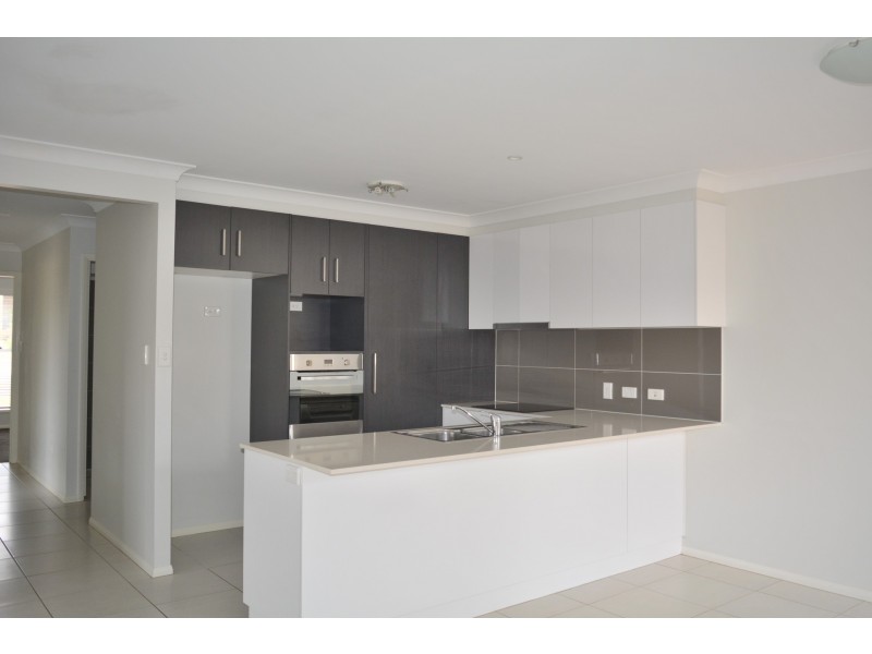 3/23 McMorrow Street, Kearneys Spring QLD 4350