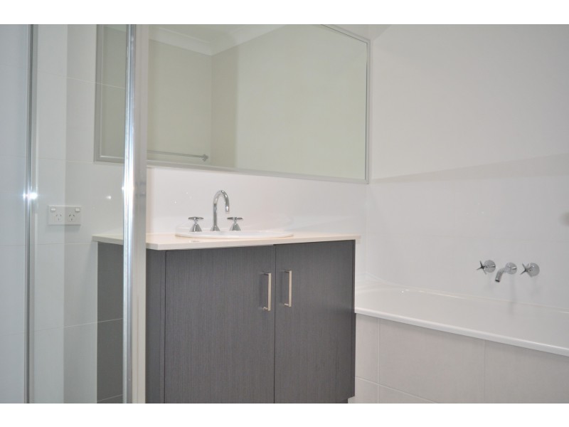 3/23 McMorrow Street, Kearneys Spring QLD 4350